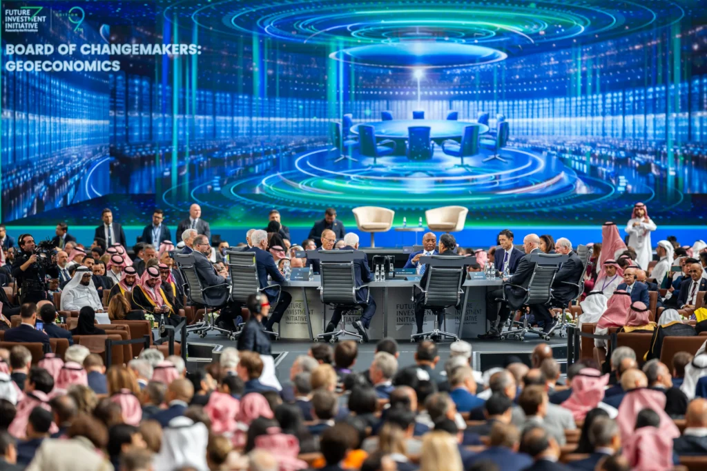 إعلان استثمارات تتجاوز 50 مليار دولار بمؤتمر مستقبل الاستثمار بالرياض 2025